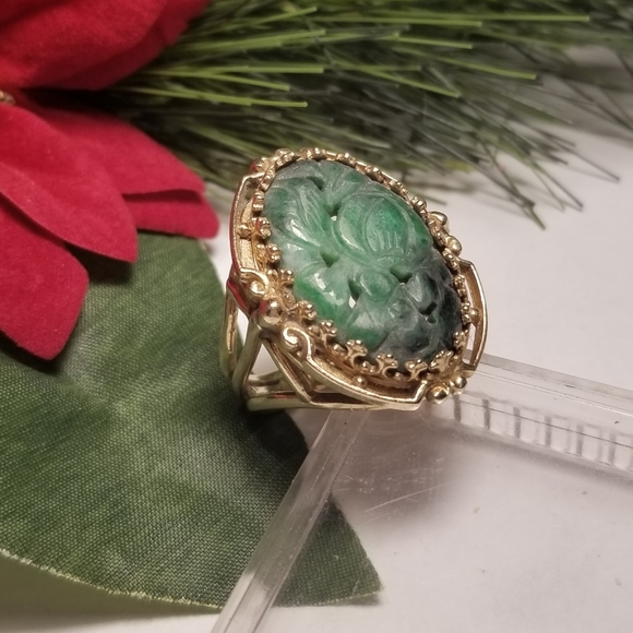 Antique 14k Genuine Jade Carved Ring - Picture 8 of 8